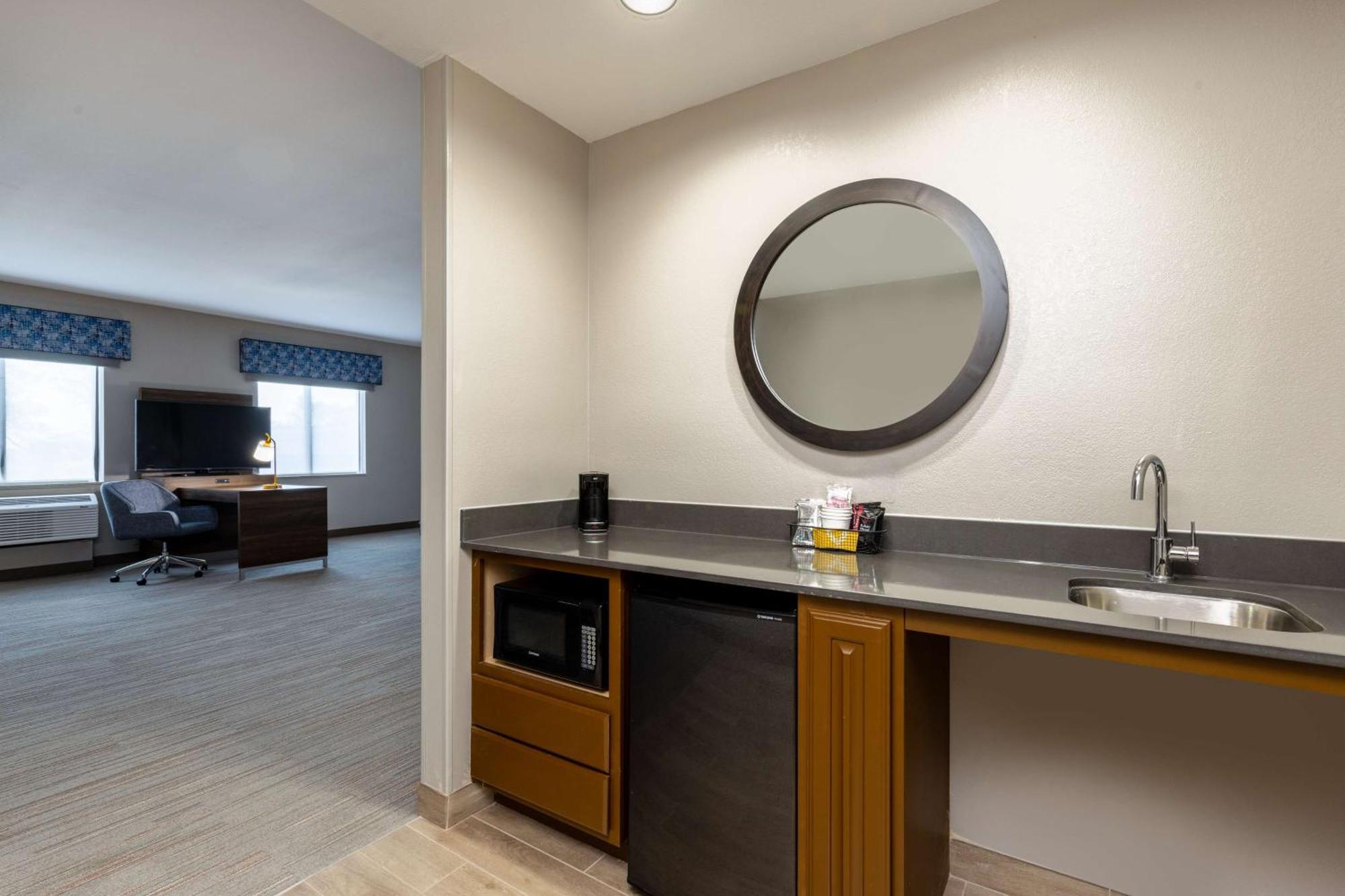Hampton Inn & Suites Woodward Buitenkant foto