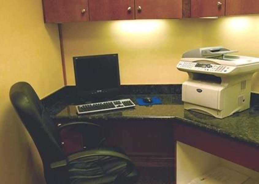 Hampton Inn & Suites Woodward Buitenkant foto