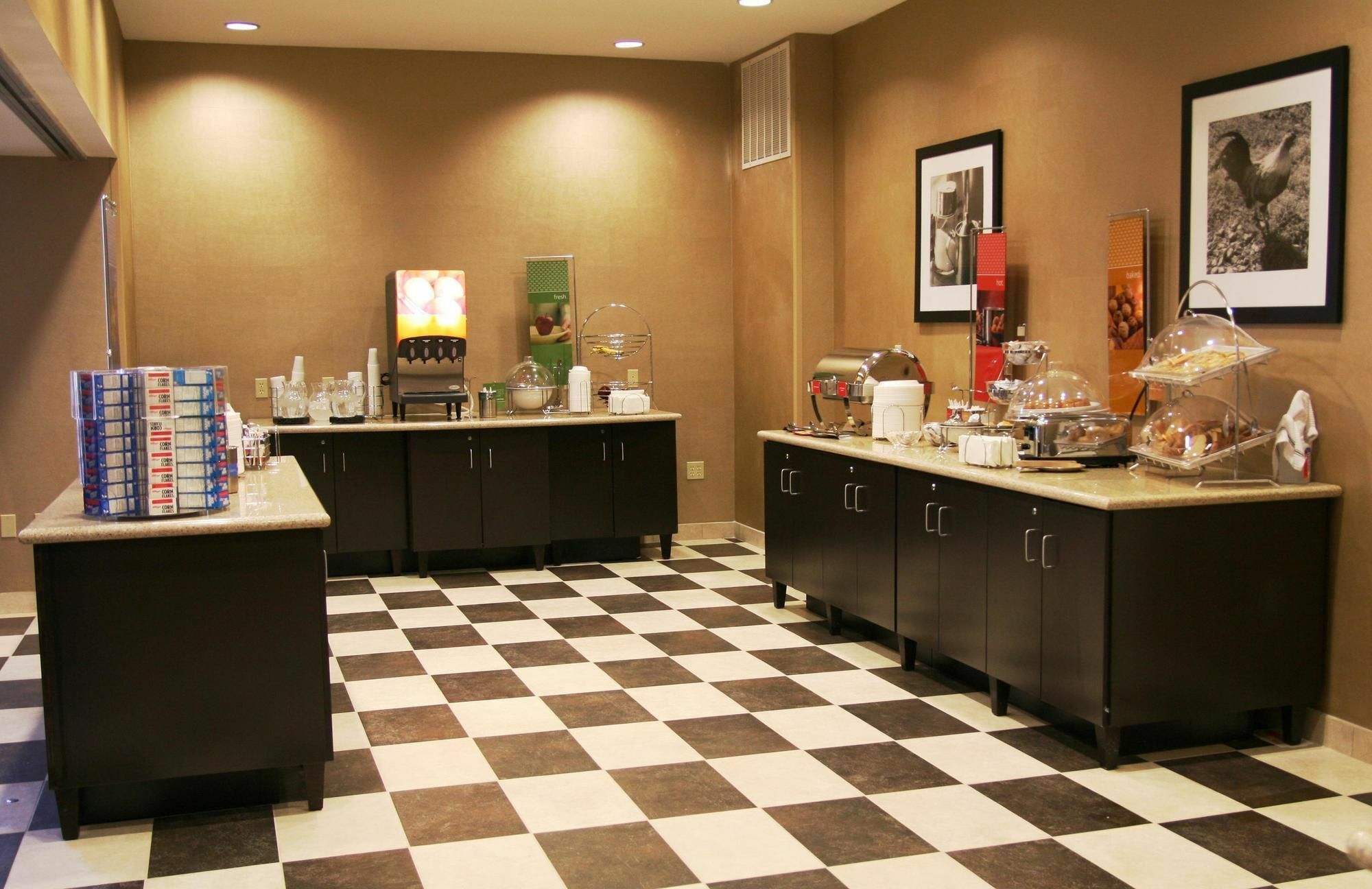 Hampton Inn & Suites Woodward Buitenkant foto